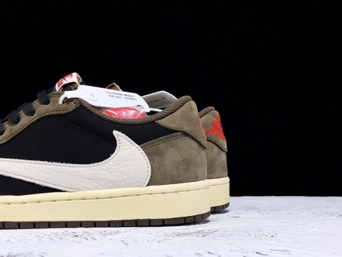 Jordan 1 Retro Low OG SP Travis Scott CQ4277-001