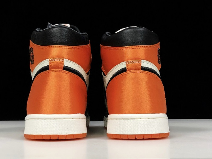 Jordan 1 Retro High Satin Shattered Backboard (W) AV3725-010
