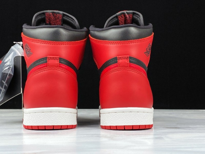 Jordan 1 Retro High 85 Varsity Red BQ4422-600