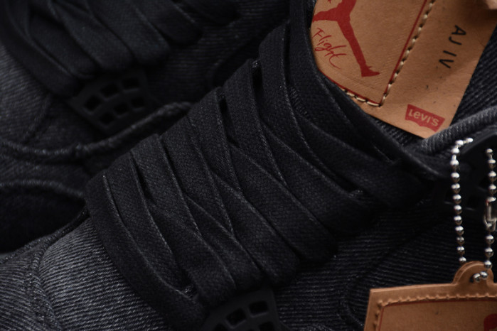 Jordan 4 Retro Levi