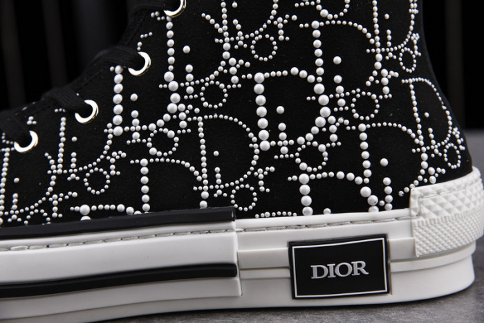 DR B23 HIGH-TOP SNEAKERS 0114