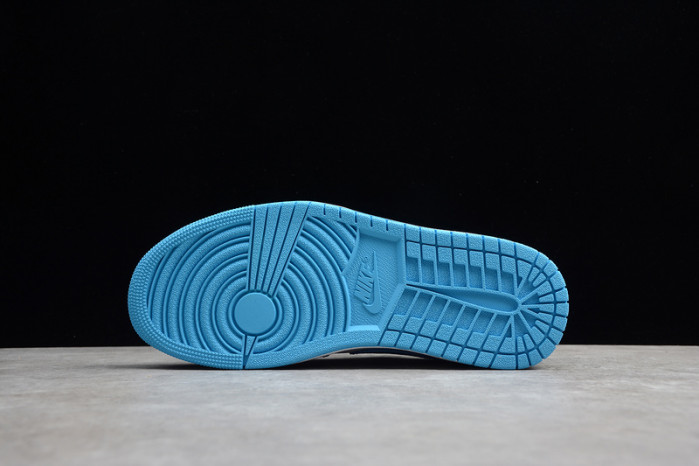 Jordan 1 Low SB University Blue UNC CJ7891-401