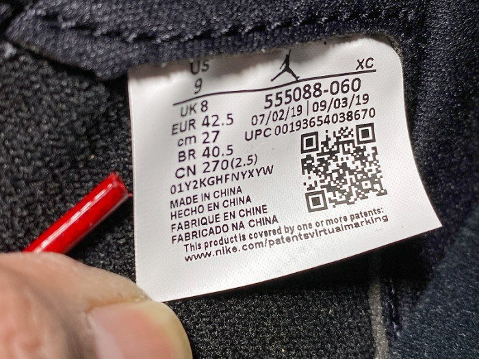 Jordan 1 Retro High Black Satin Gym Red 555088-060