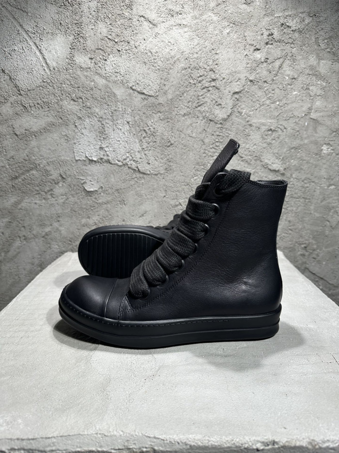 RICK OWEN.S SNEAKER