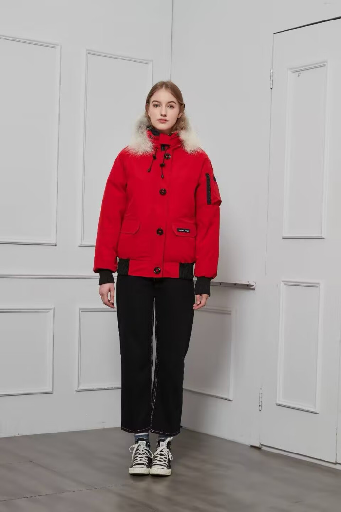 Can*a Go*e down jackets