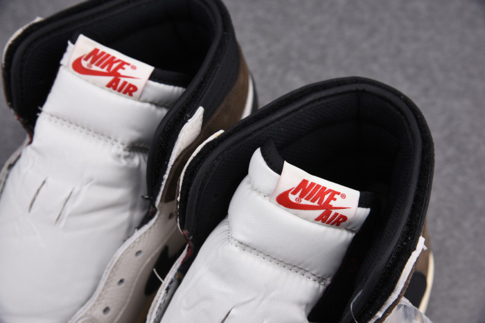 TRAVIS SCOTT X AIR JORDAN 1 RETRO HIGH REVERSE