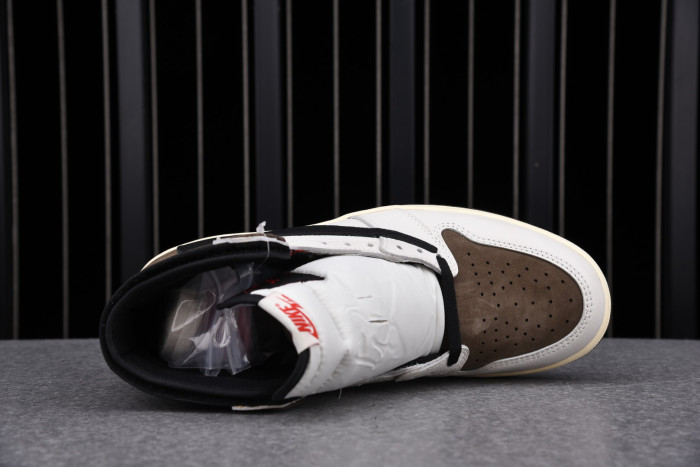 TRAVIS SCOTT X AIR JORDAN 1 RETRO HIGH REVERSE