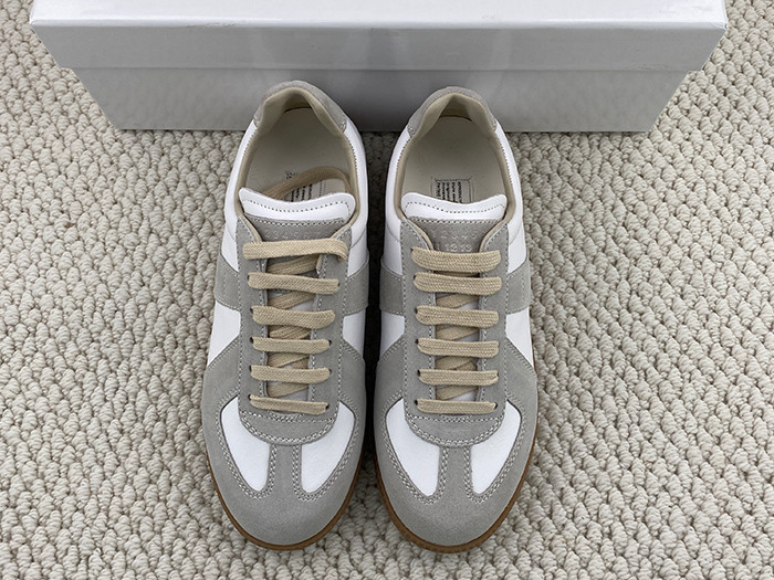 ma*s*n Ma*i*la calfskin sneakers