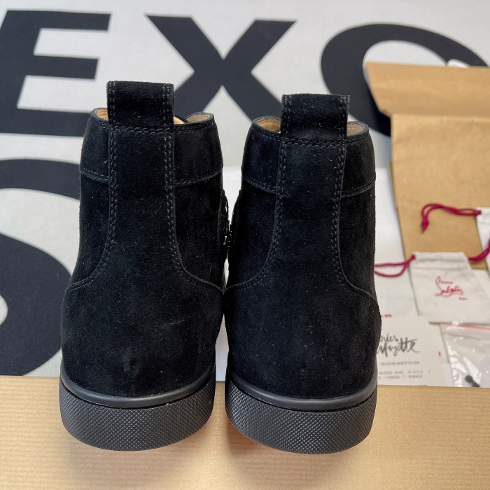 CHRISTIAN LOUBOUTIN SNEAKERS