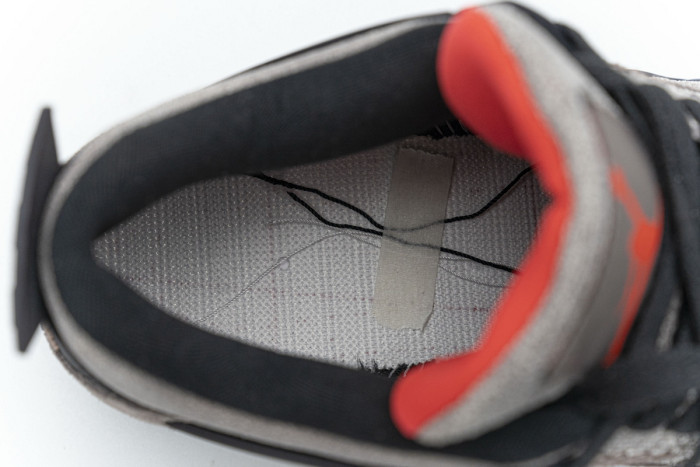 Jordan 4 Retro Taupe Haze DB0732-200