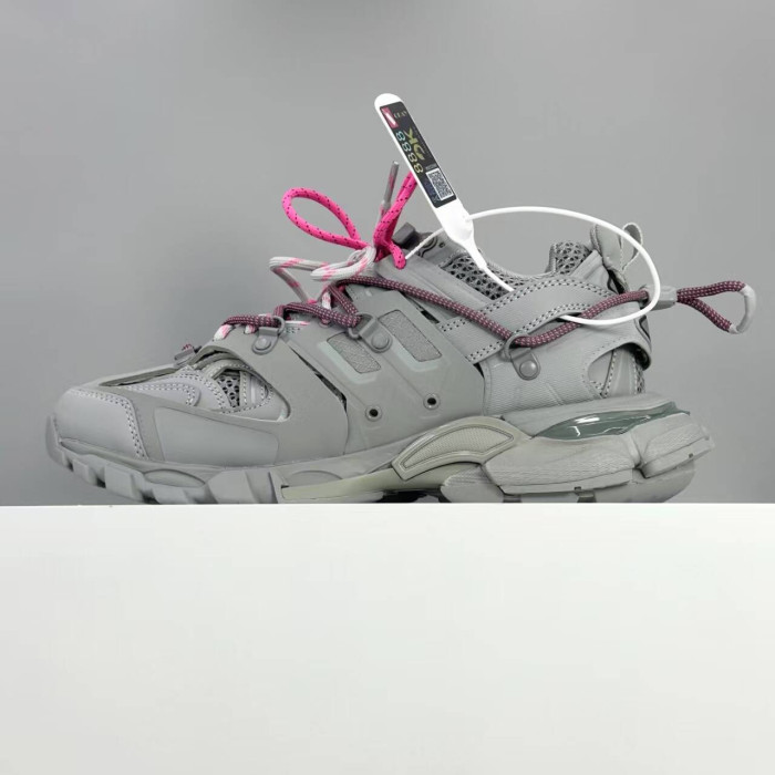 Balenciaga track 800590WTRHK1013