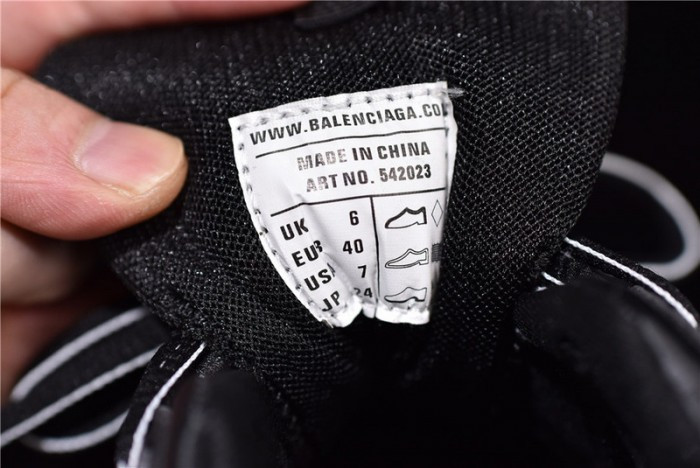 Ba*len*cia*ga track led black 555032-w1gb7-1000