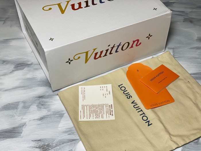 LOU VUIT SCI-FI SNEAKERS