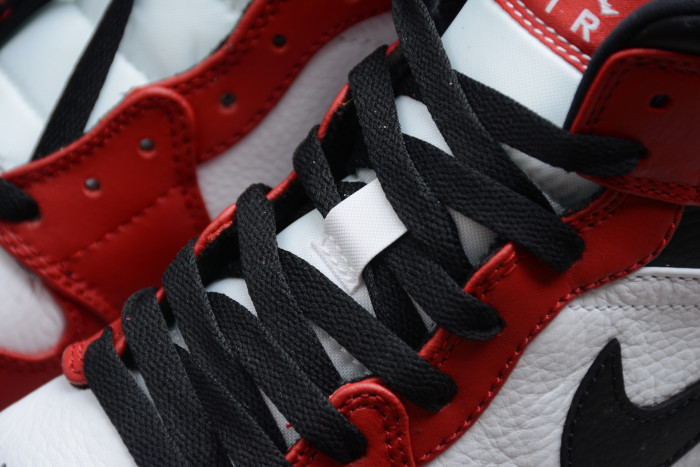 Jordan 1 Mid Chicago (2020) 554724-173