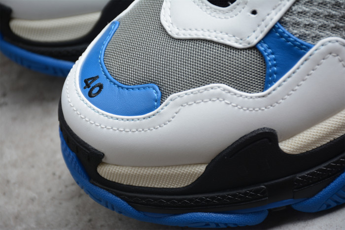 Balenciaga Triple S Sneaker in Blue 536737-W20C5-0107