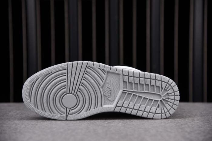 Jordan 1 Low Shadow 553558-039