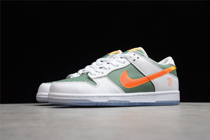 Nike Dunk Low NY vs. NY DN2489-300