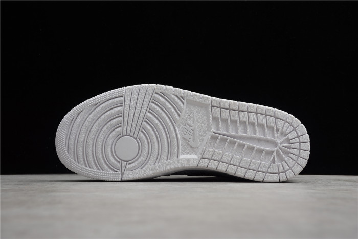 Air Jordan 1 Mid 554724-130