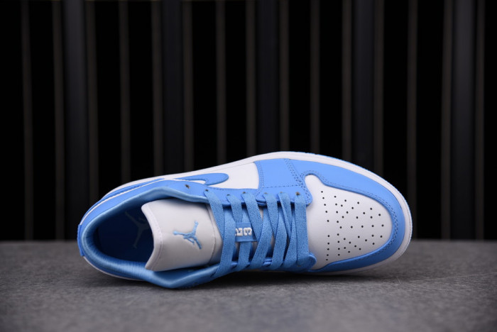 Jordan 1 Low UNC (W) AO9944-441