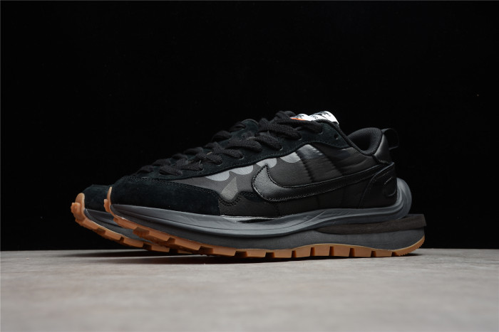 NIKE VAPORWAFFLE SACAI BLACK GUM DD1875-001